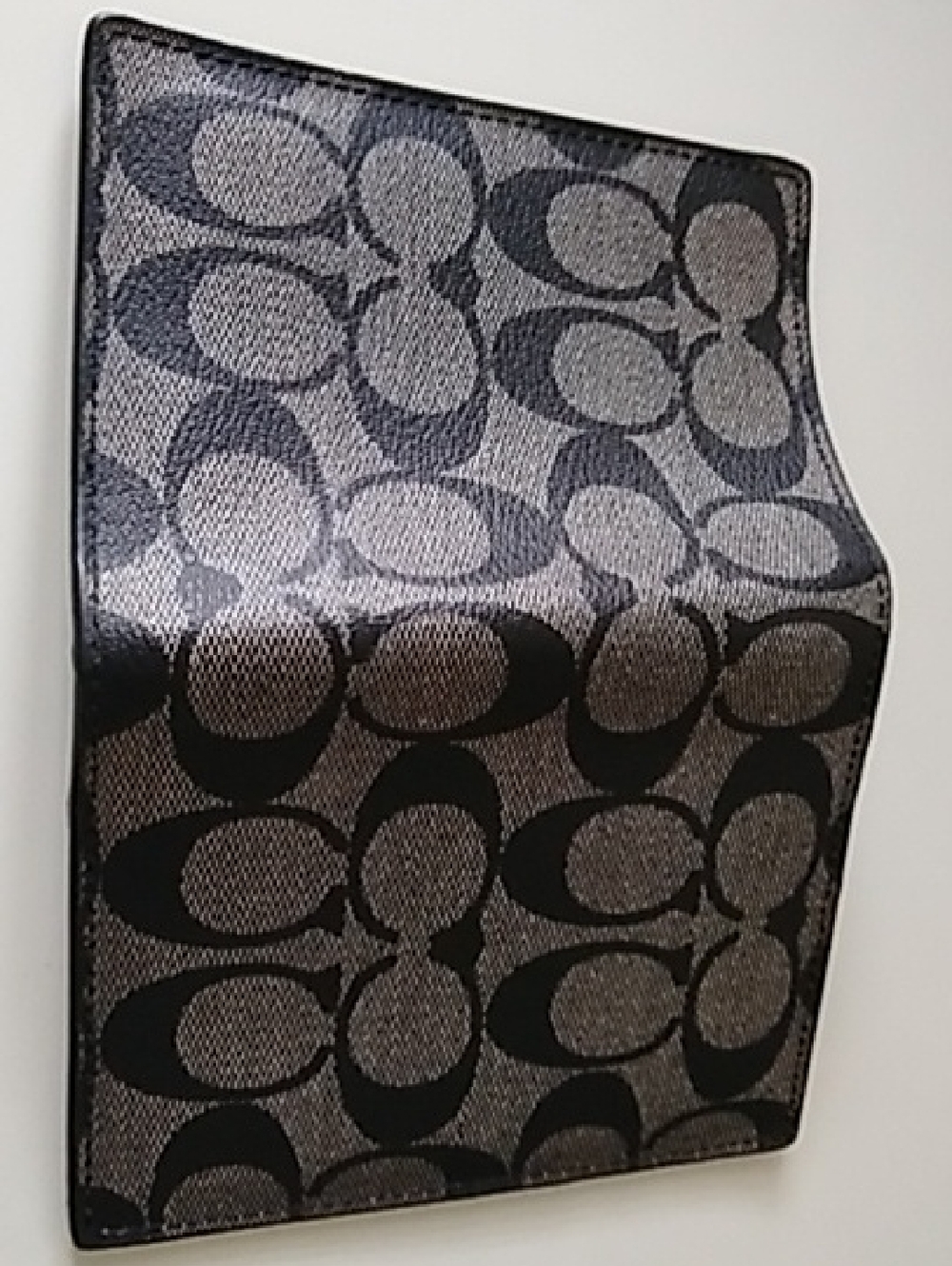 Coach Two-Tone Canvas Bifold Passport And Card Holder - Black & Charcoal